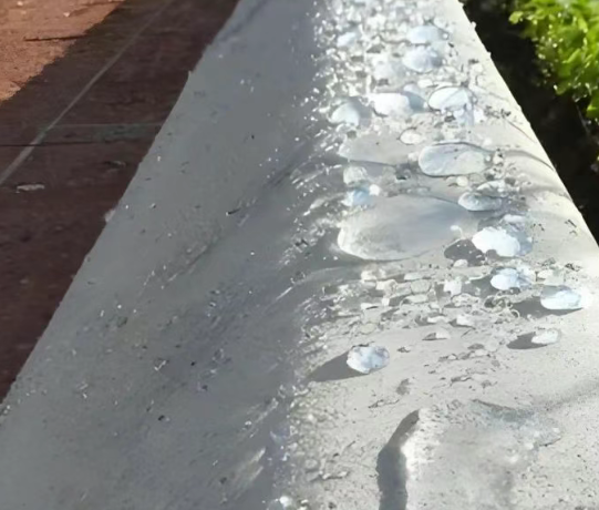 花都硅烷浸渍涂料在混凝土保护中的应用